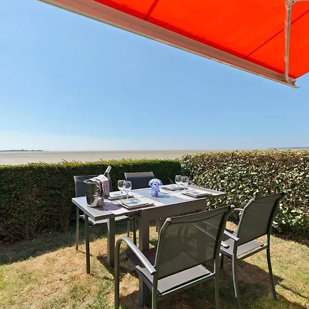 Vue Directe Sur La Baie